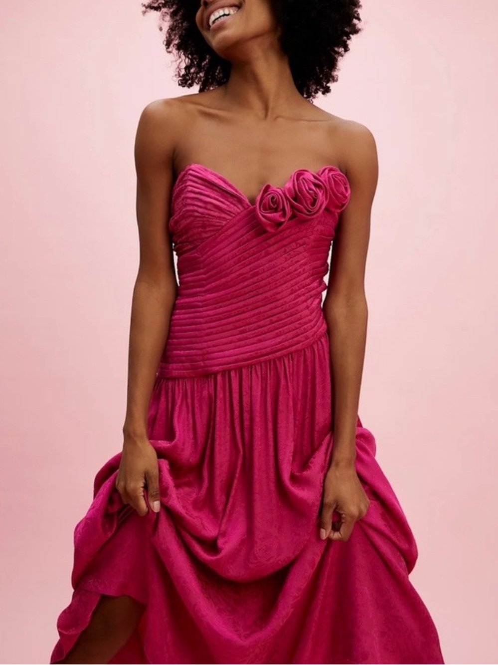 FREE PEOPLE Make An Entrance
Maxi Dress size 6 Strapless Rose-Accent Fuchsia Eve